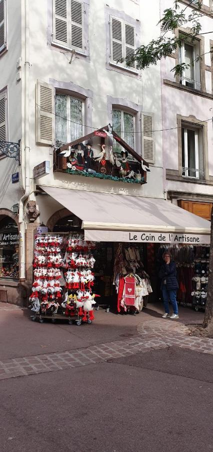 Le Red St Leon : Lit Queen Size * Wifi * Ideal Couple Колмар Екстериор снимка